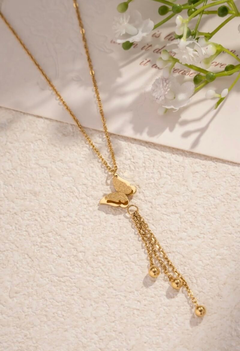 Collier C24