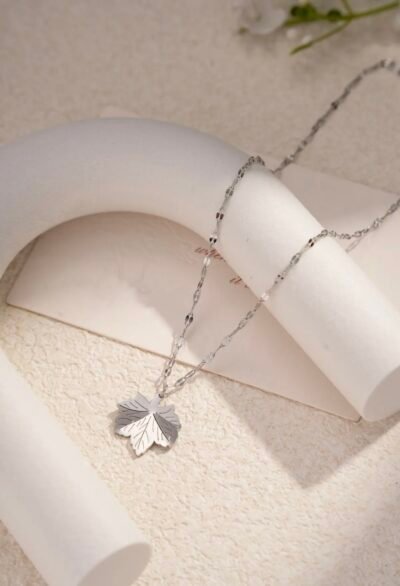 Collier C26
