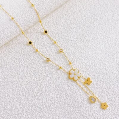 Collier C30
