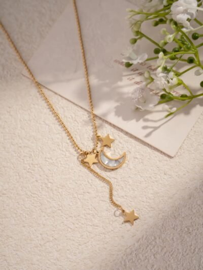 Collier C37