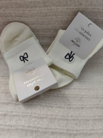 Chaussettes brodées