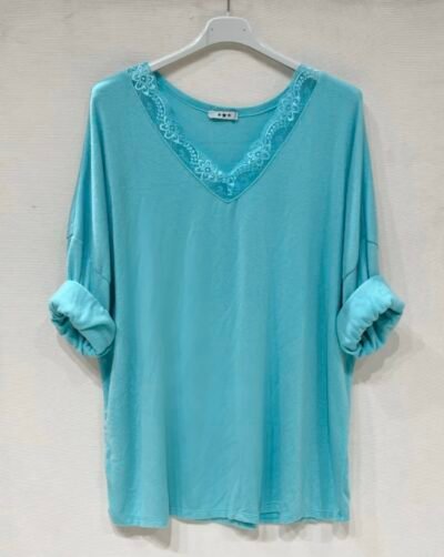 Pull fin col V dentelle