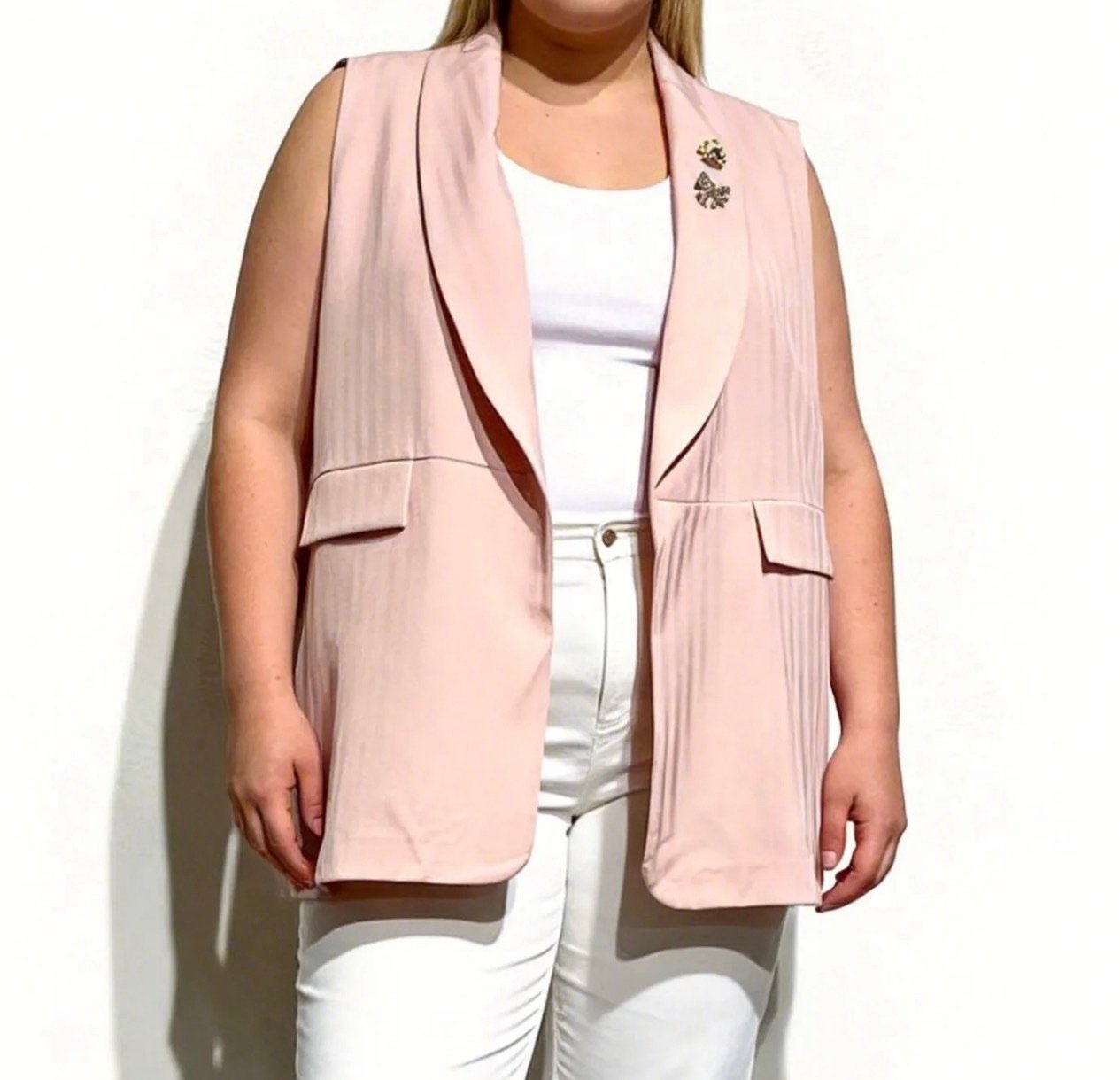 Blazer sans manche avec broches