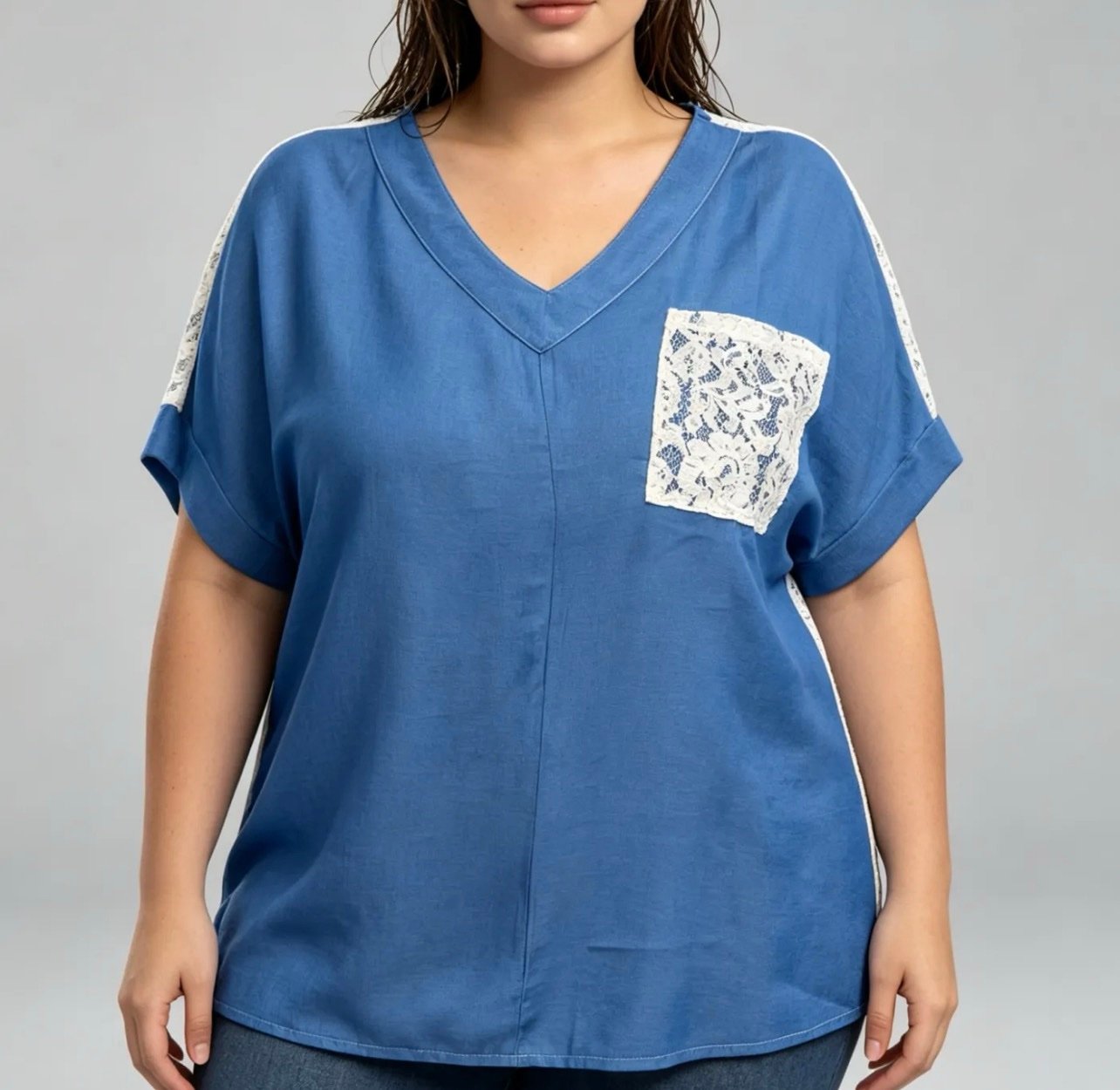 Top jean fluide et dentelle curve