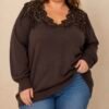 Pull haut dentelle et strass