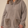 Pull "capuche fourrure"